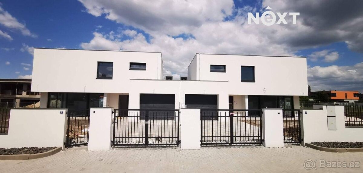 Pozemky pro bydlení, Nechanice, 503 15