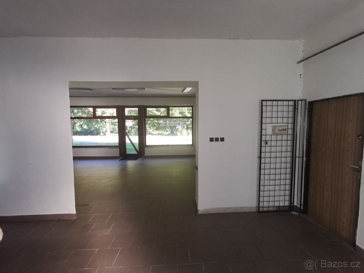 Obchodní prostory, Rožnov pod Radhoštěm, 756 61