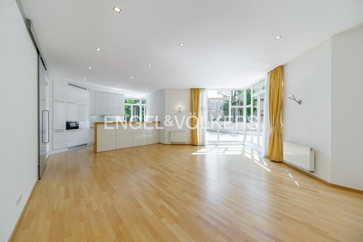 5+kk, V tišině, Praha, 180 m²