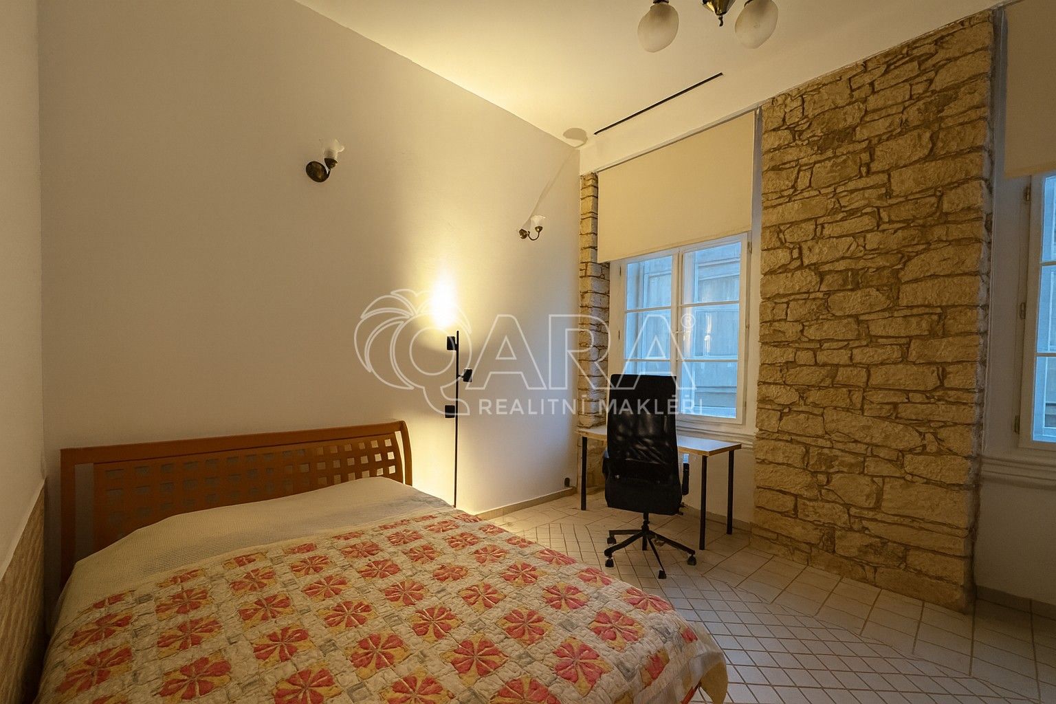 Pronájem byt 1+1 - Ostrovní, Praha, 30 m²