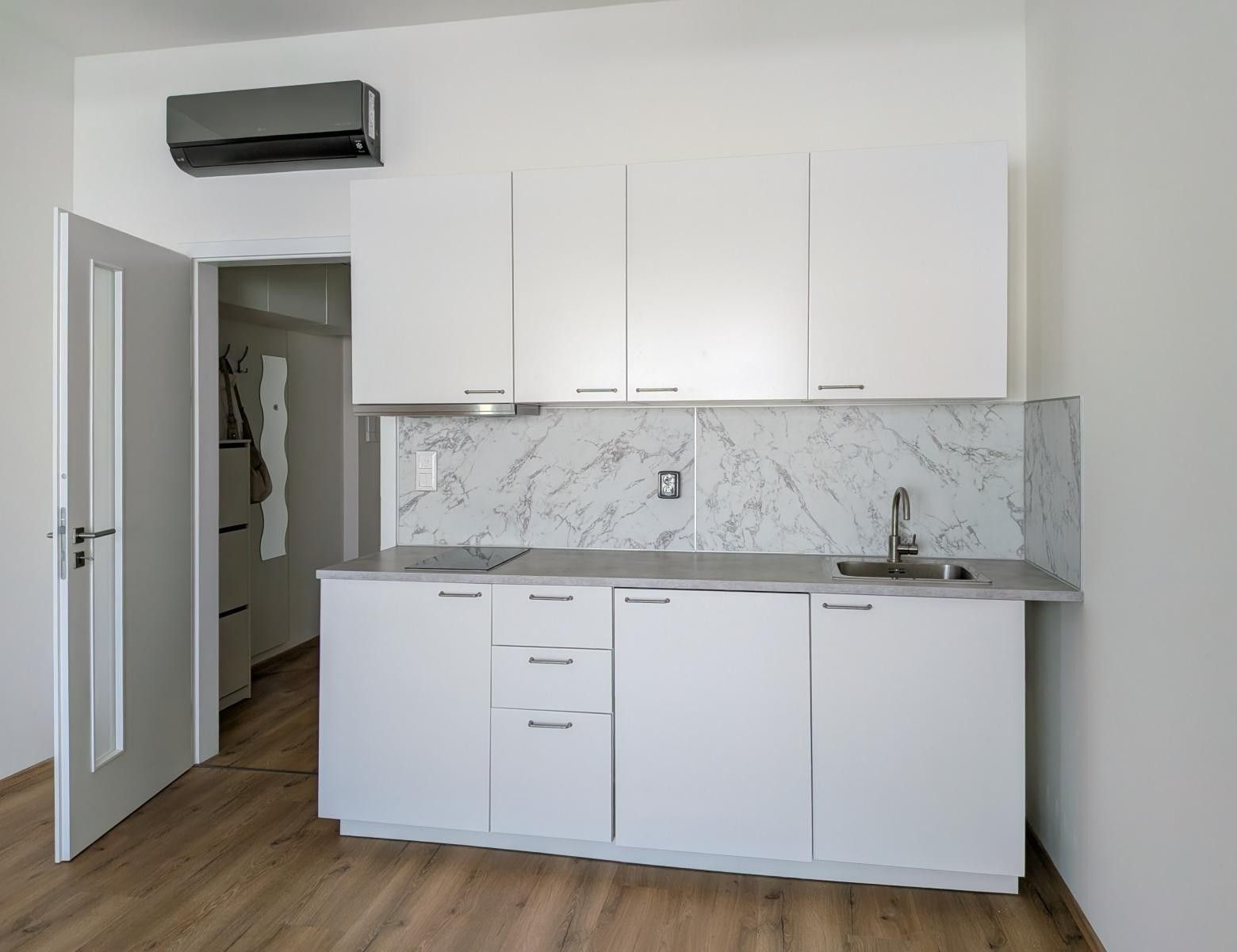 Pronájem kancelář - Komárovská,Komárov, 29 m² - 5