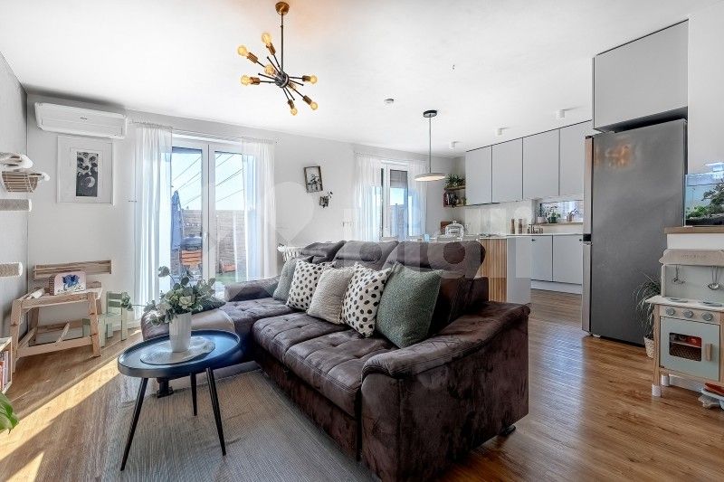 Rodinný dům · 172 m² · U Hostavického potoka 931, Praha Hostavice - 4
