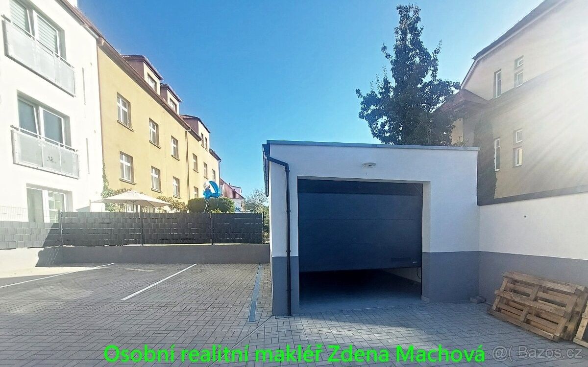 Garáže, Praha, 150 00
