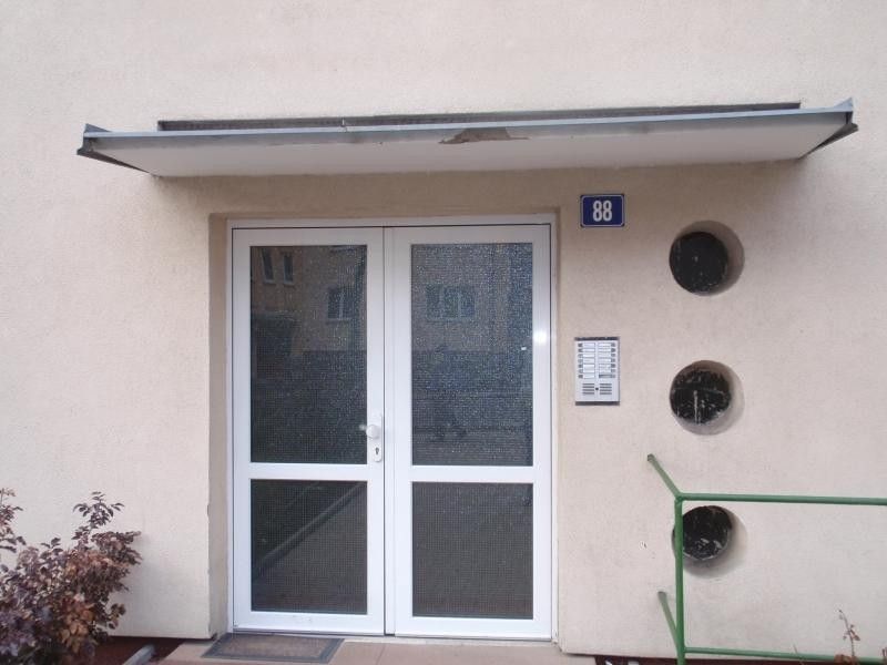 Pronájem výrobní prostory - Moskevská, Karlovy Vary, 31 m²