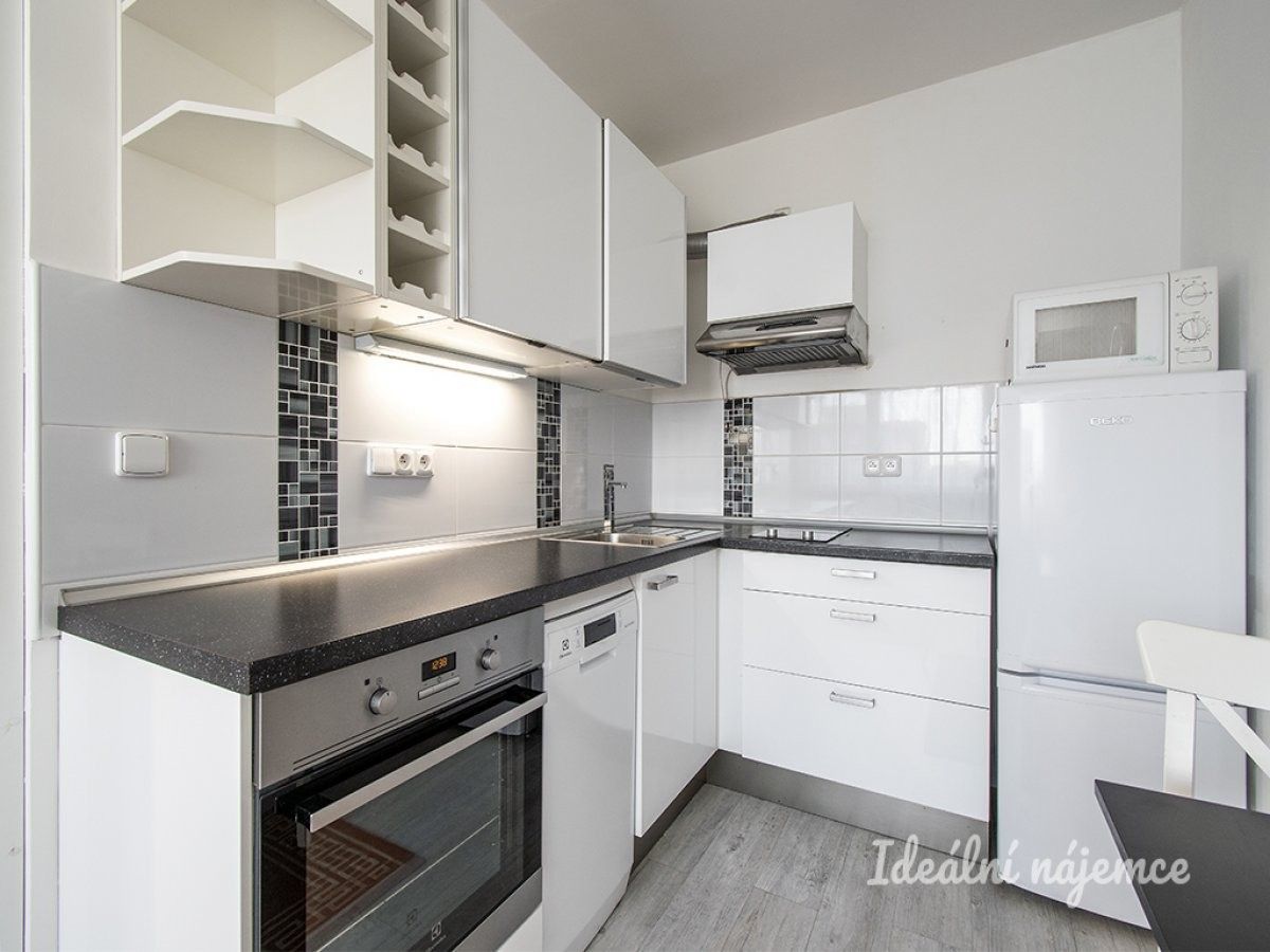 1+kk, Vondroušova, Praha, 35 m² - 1