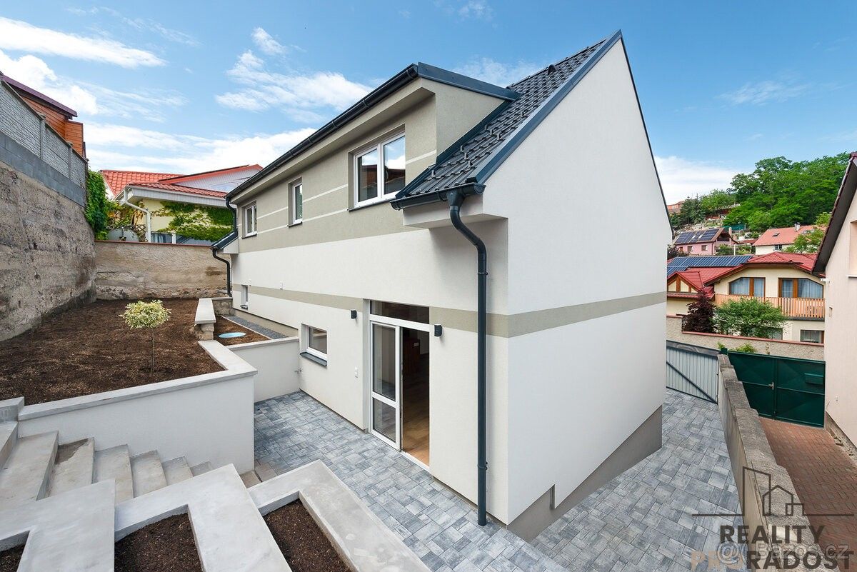 Dům – Kralupy nad Vltavou, Lobeček – další