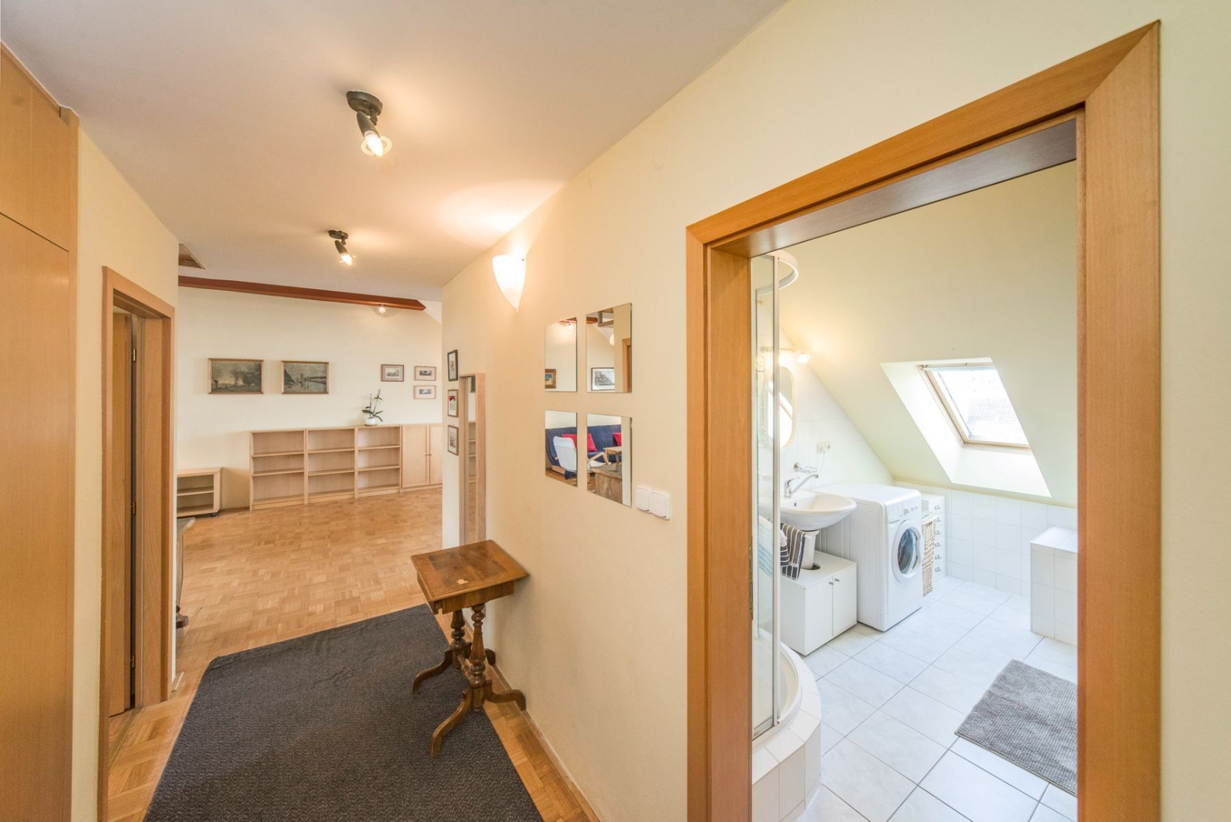 Pronájem byt 2+1 - Bratislava - mestská časť Staré Mesto - Historické jadro, Bratislavský kraj, 110 m² - 5