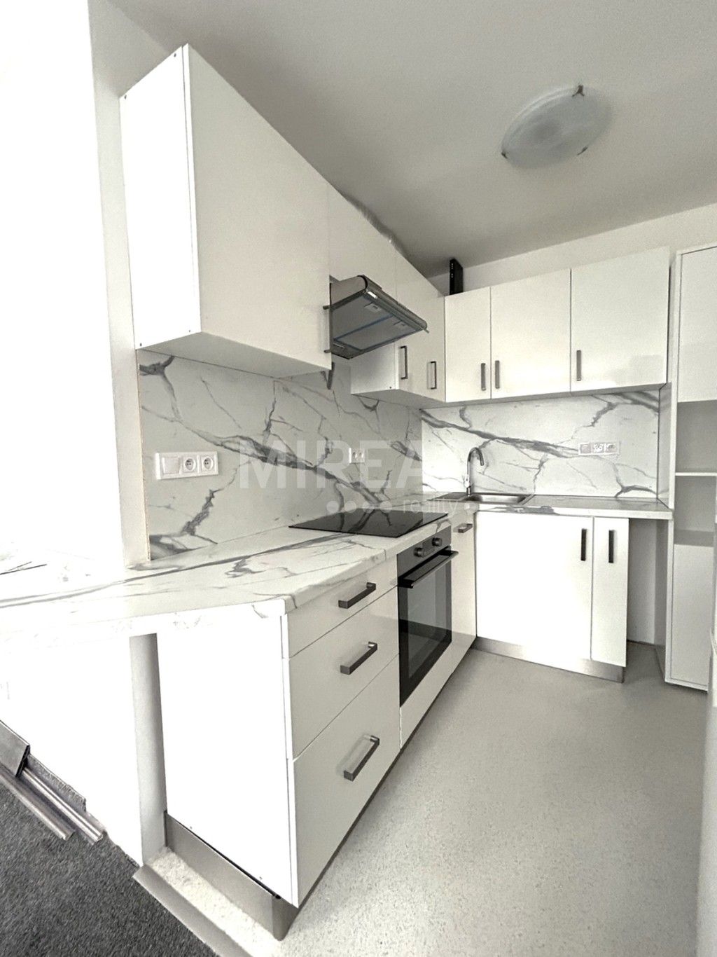 1+kk, Křivenická, Praha, 35 m²