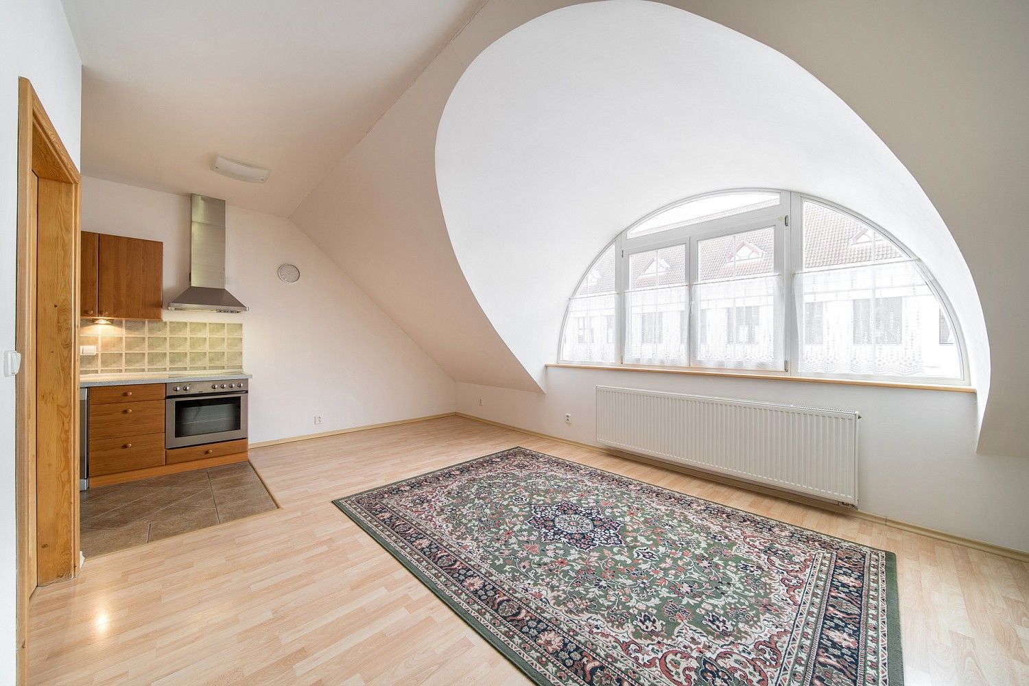 Byt, 80 m²