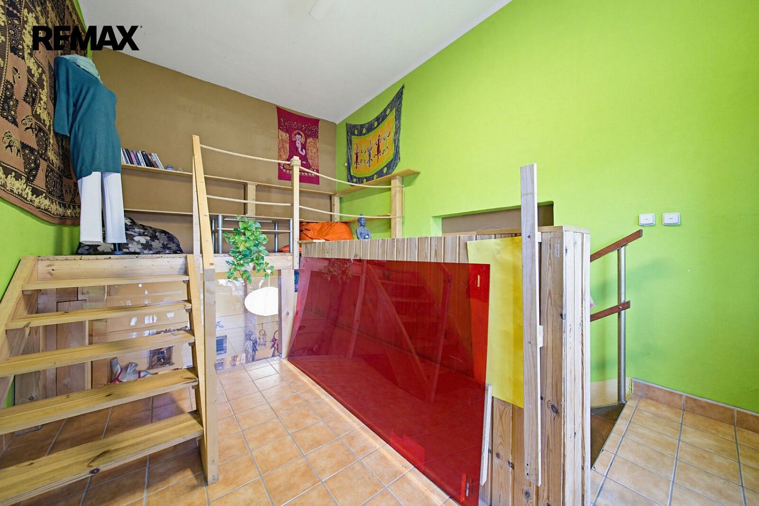 Prodej obchodní prostory - Karlovy Vary, Karlovarský kraj, 142 m² - 2
