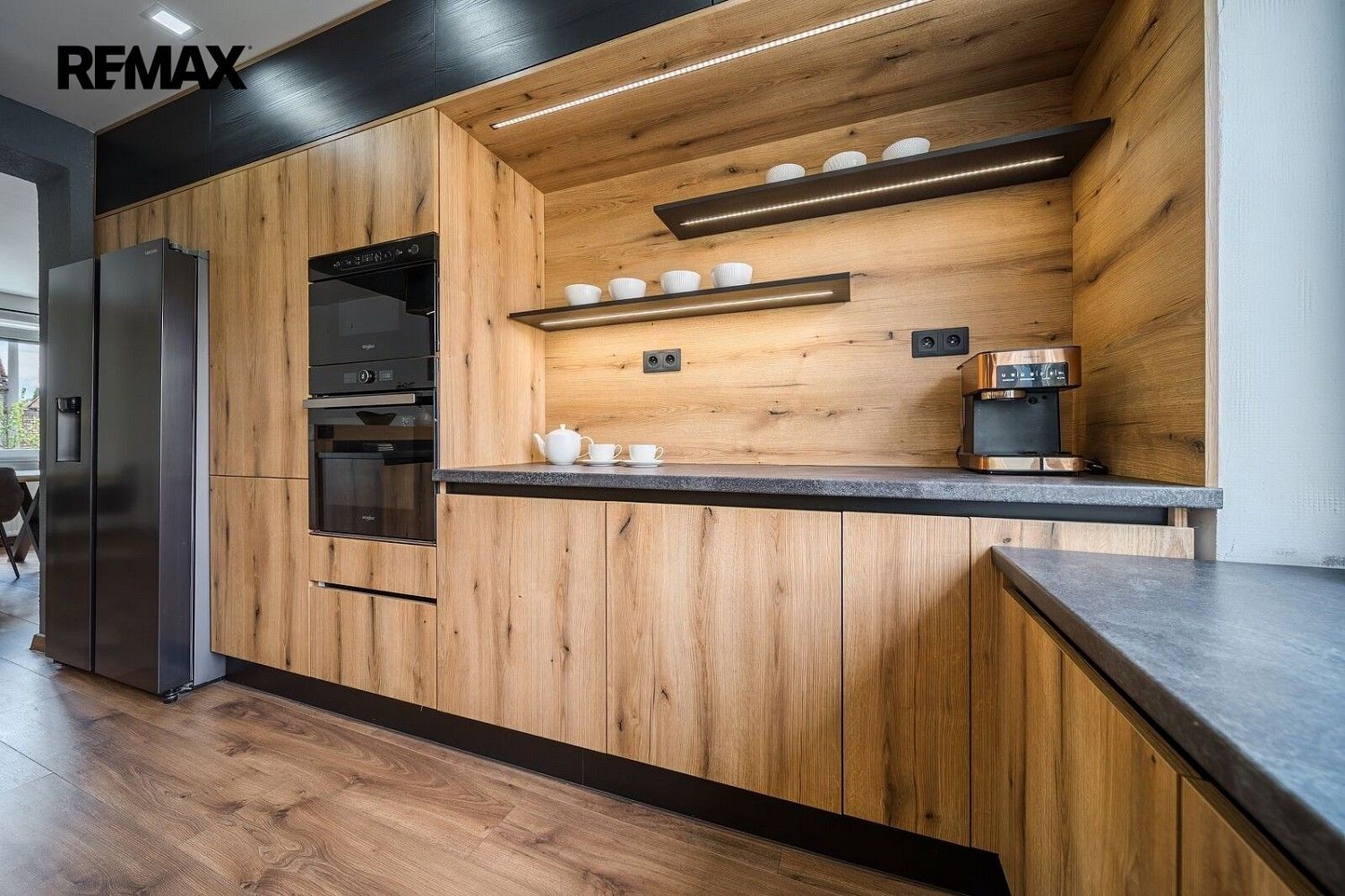 Rodinné domy, Vítězná, Ratíškovice, okres Hodonín, 290 m² - 2