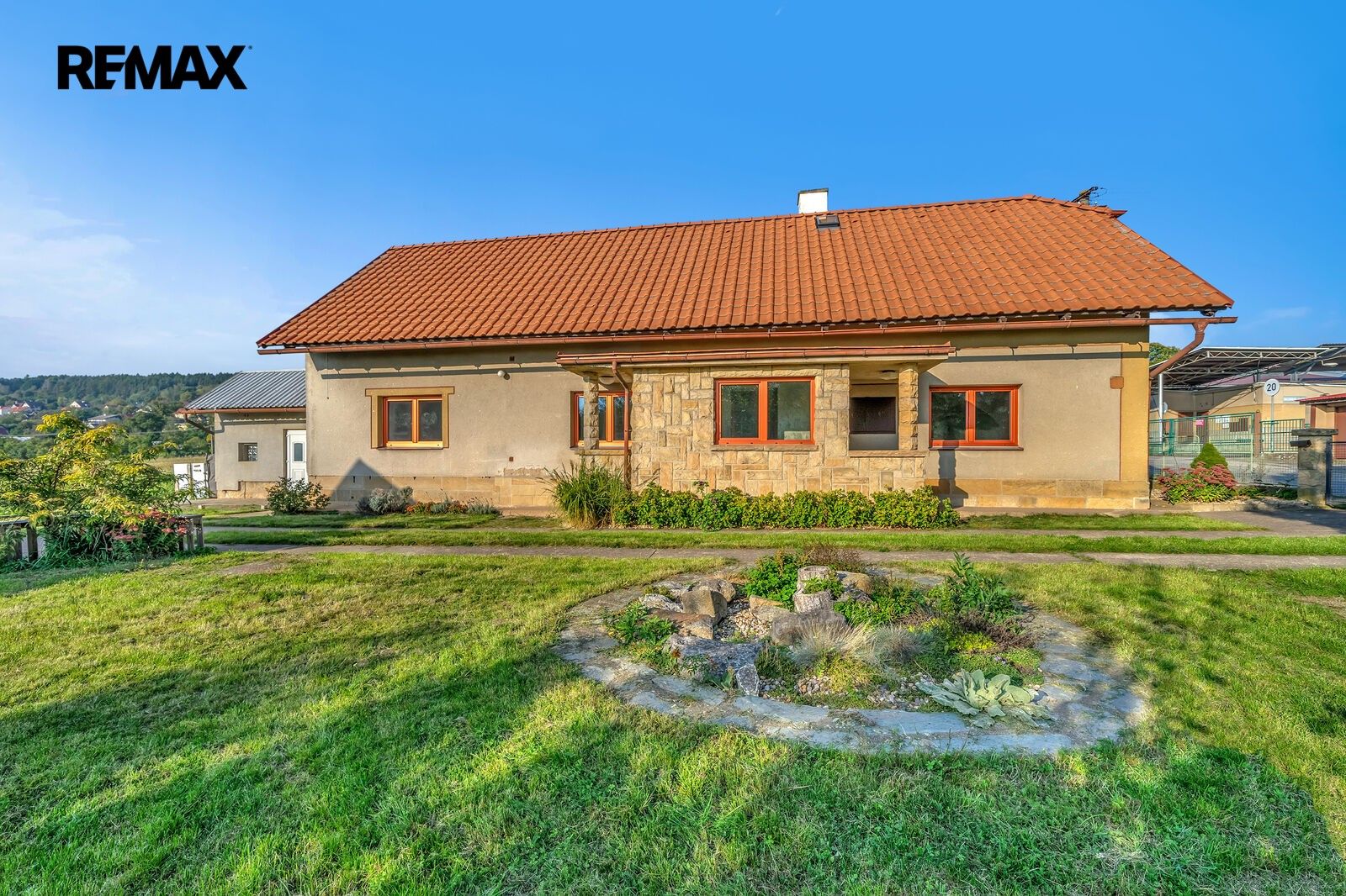 Rodinné domy, Podhorní Újezd a Vojice Podhorní Újezd, 212 m² - 1