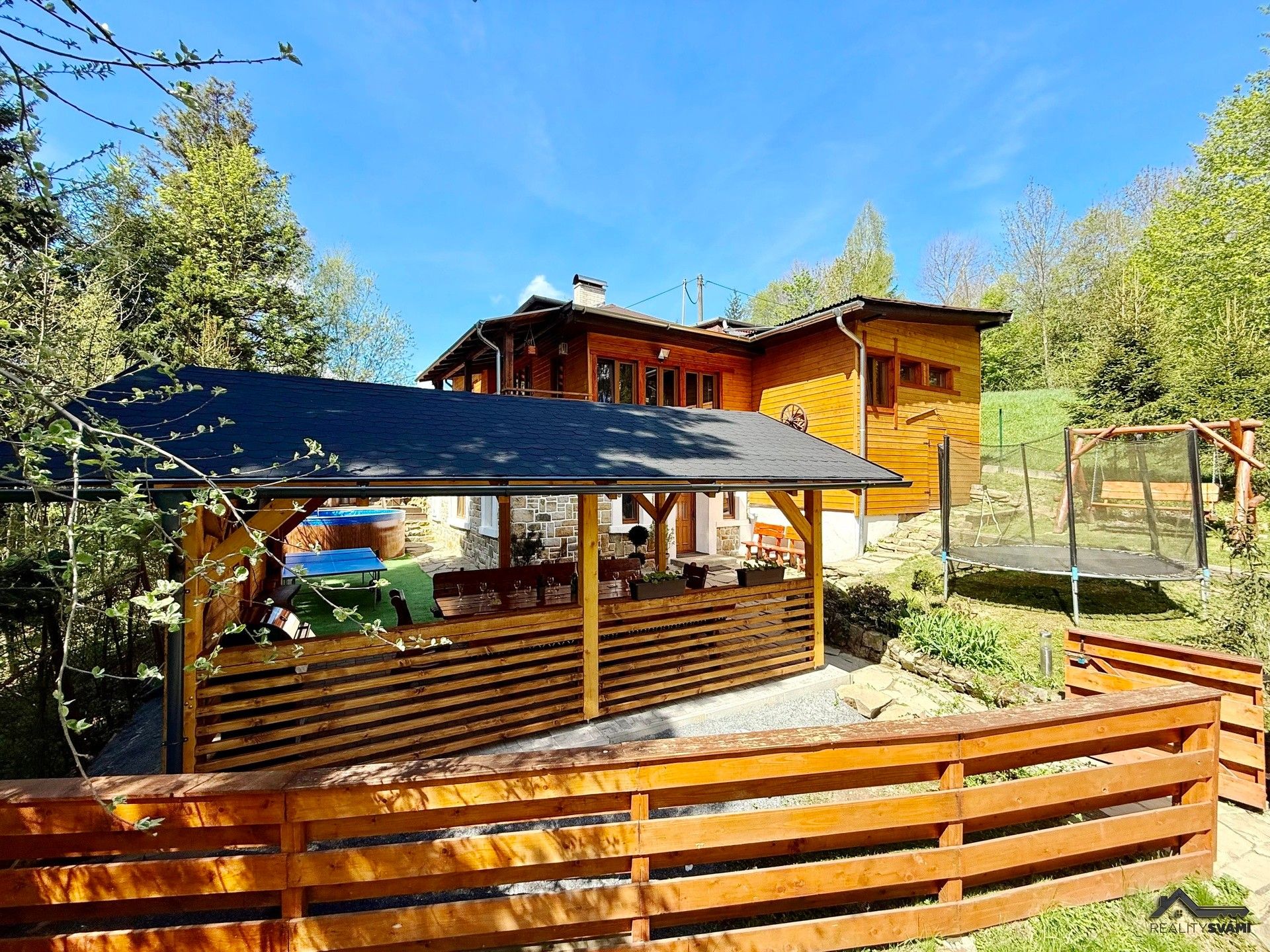 Ubytovací zařízení, Staré Hamry, 143 m²