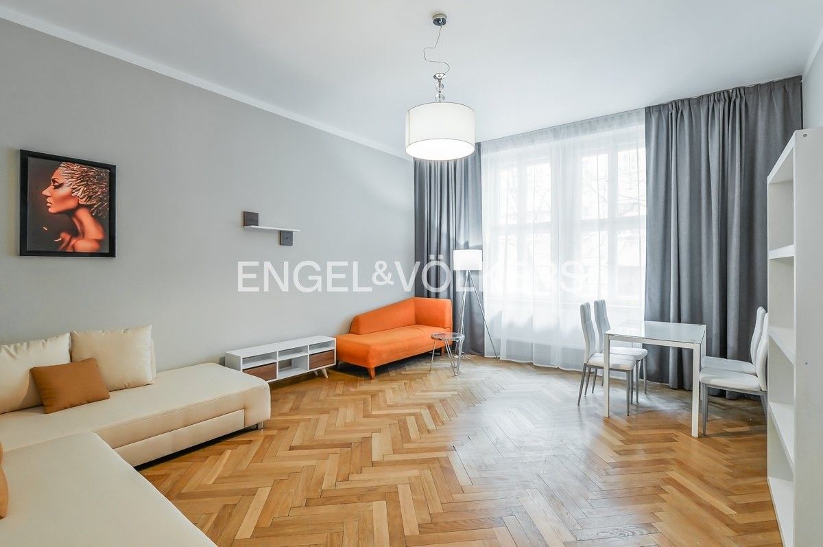 3+1, dr. Zikmunda Wintra 383, Praha Bubeneč, 104 m² - 1