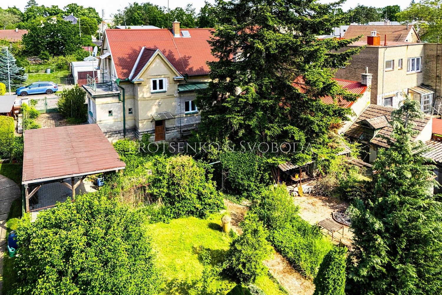 Rodinné domy, Kralupy nad Vltavou - Lobeček, okres Mělník, Středočeský kraj, 180 m² - 2