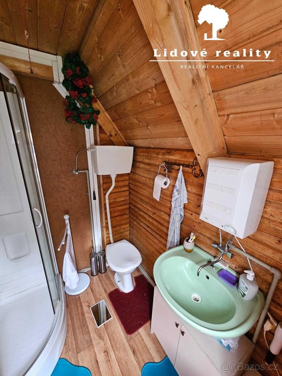 Chata · Frenštát pod Radhoštěm, 744 01 - 3