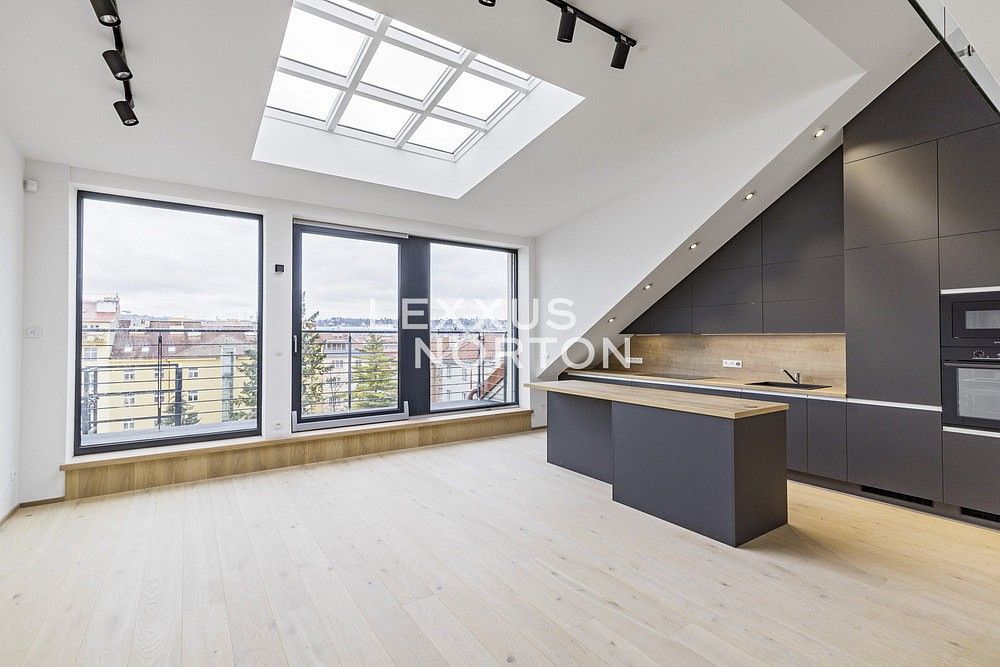 3+kk, Českomalínská, Praha 6 - Bubeneč, 123 m² - 1