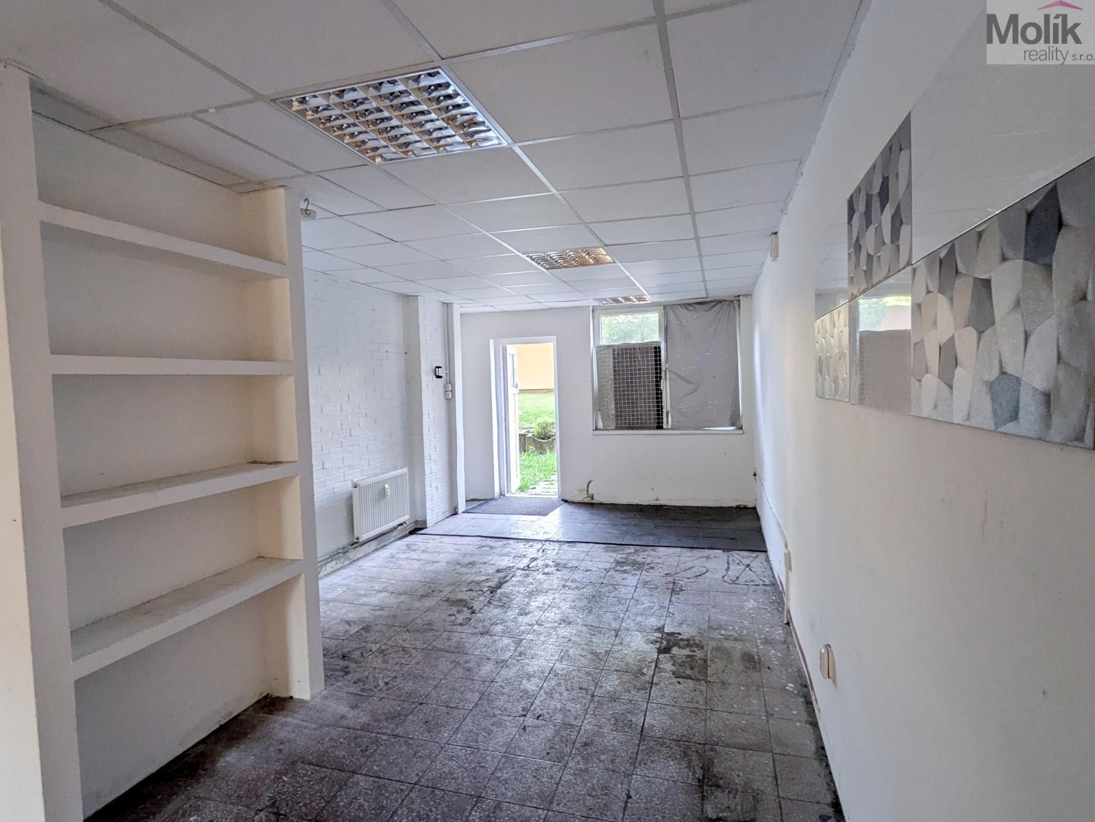 Obchodní prostory · 39 m² · Šeříková, Most - 3