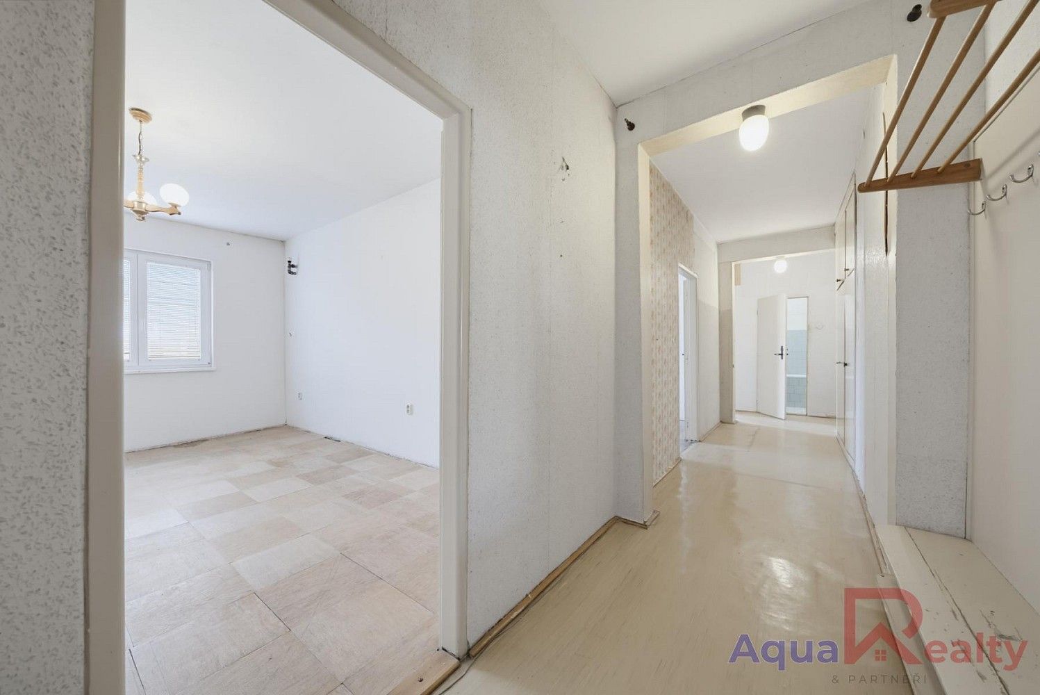 Prodej byt 2+1 - Ostrov, okres Karlovy Vary, Karlovarský kraj, 70 m² - 2