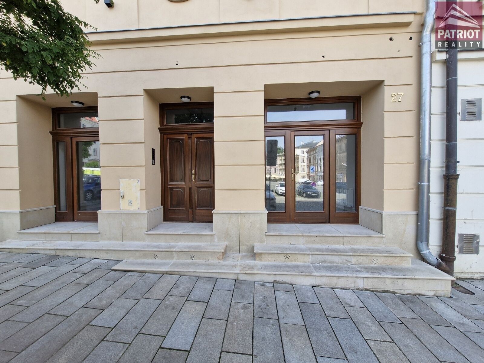 Obchodní prostory, Dolní náměstí, Olomouc, 30 m²