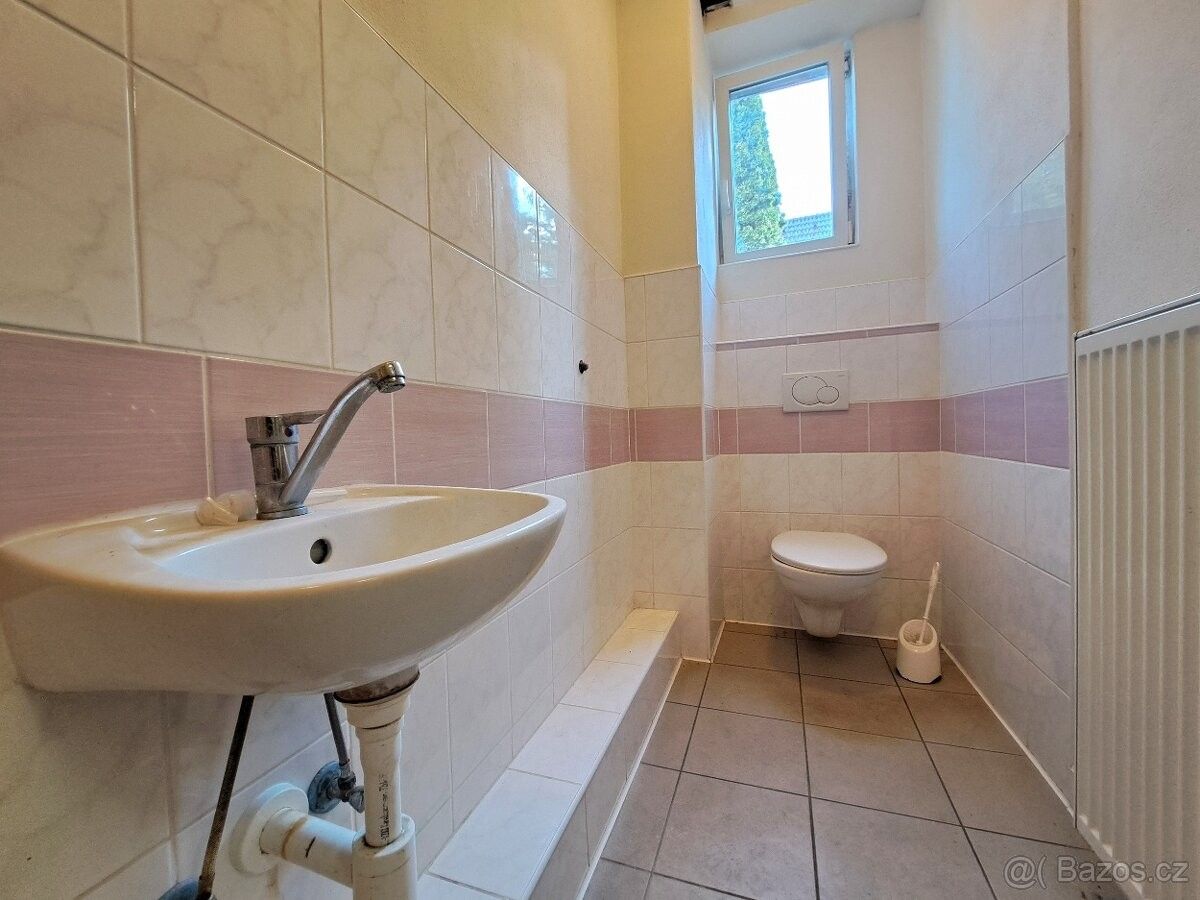 Pronájem byt - Veselí nad Moravou, 698 01