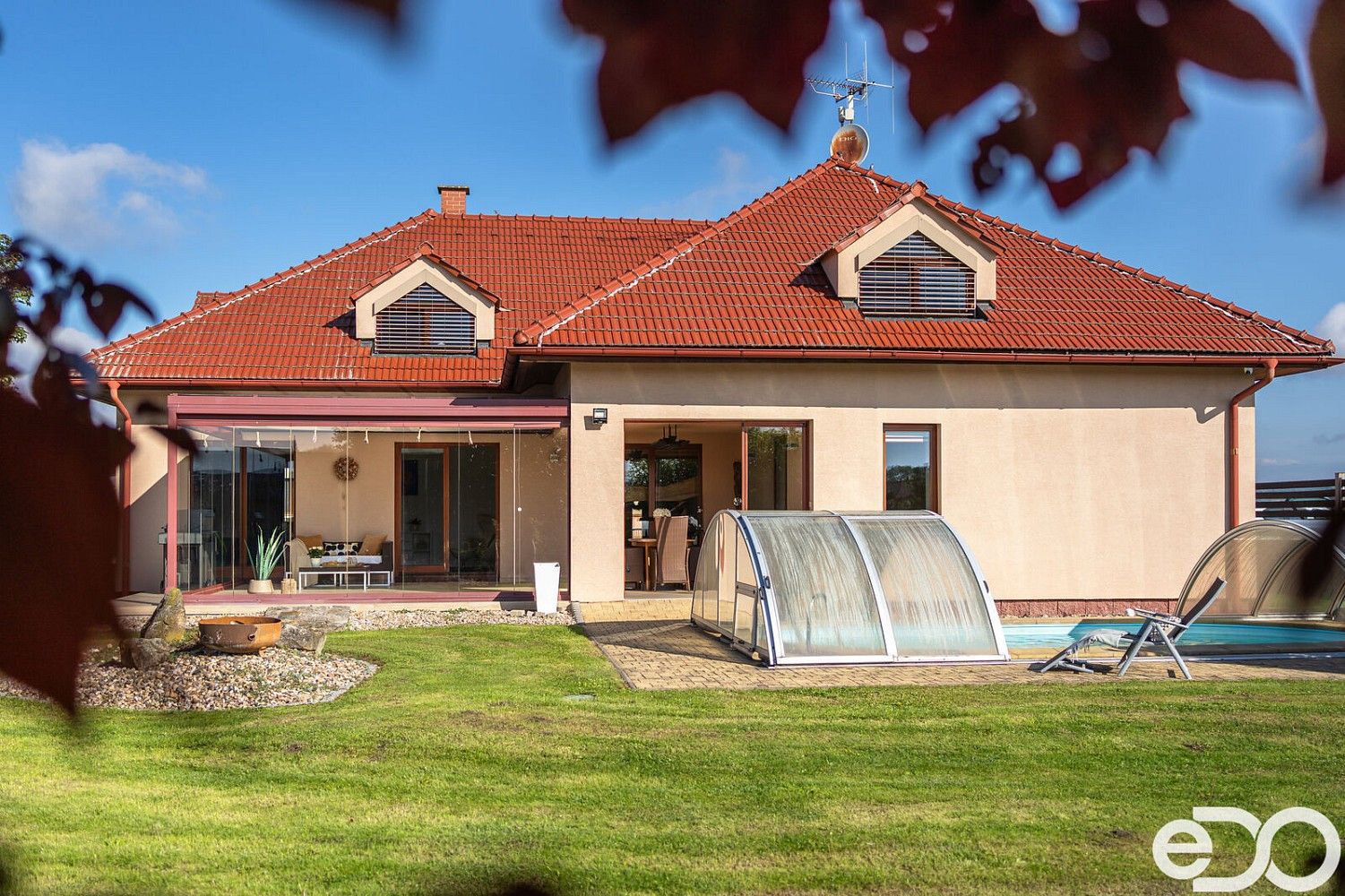 Rodinné domy, Kosořice, okres Mladá Boleslav, 340 m² - 1