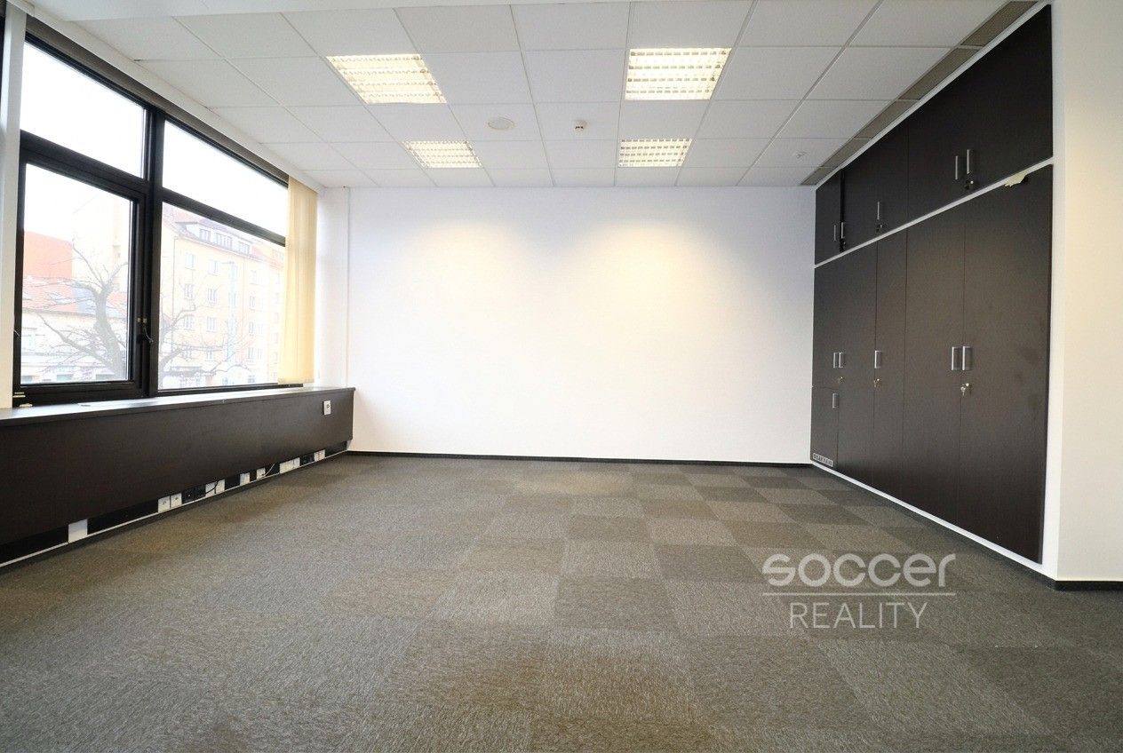 Kanceláře, Sokolovská, Praha, 35 m² - 2