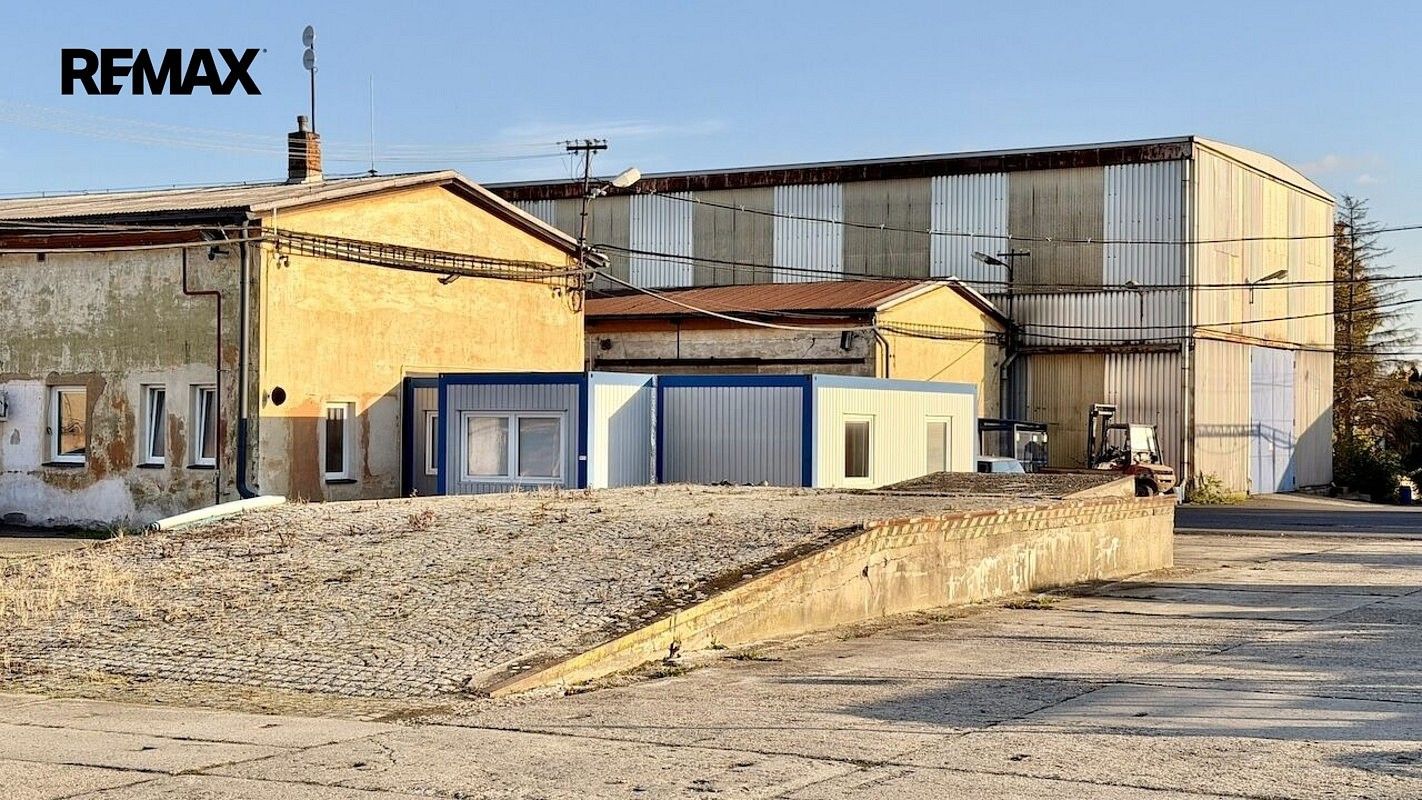 Výrobní prostory, Opava, Moravskoslezský kraj, 2 724 m² - 2