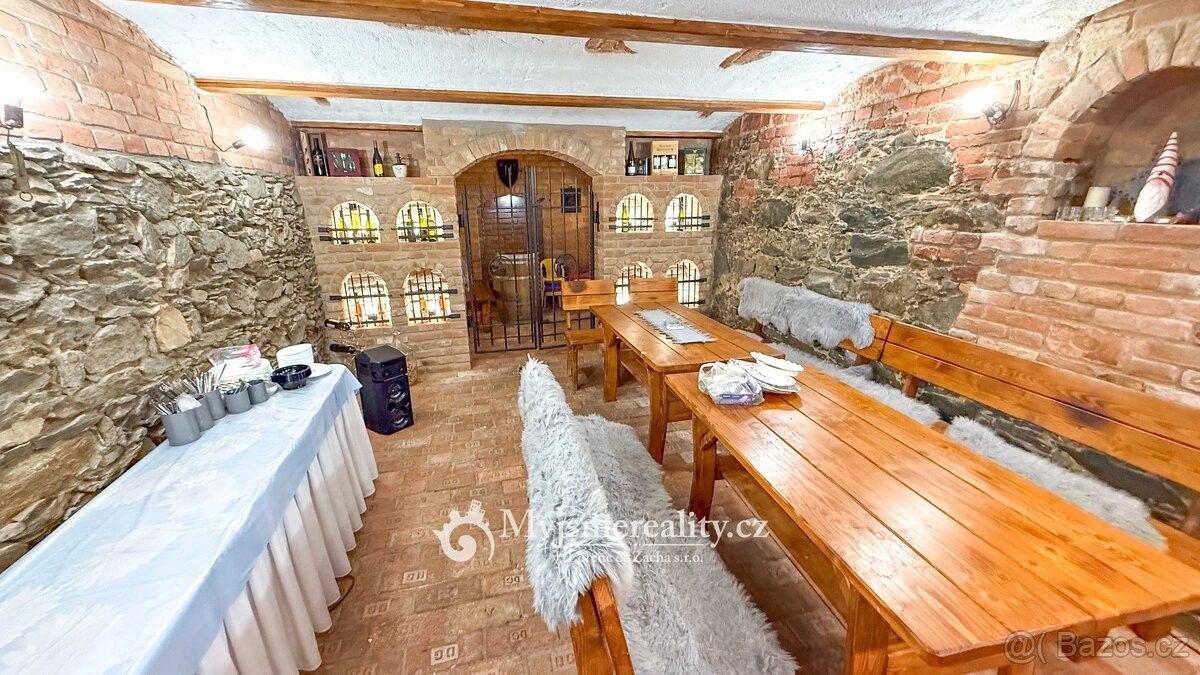 Prodej restaurace - Znojmo, 669 02