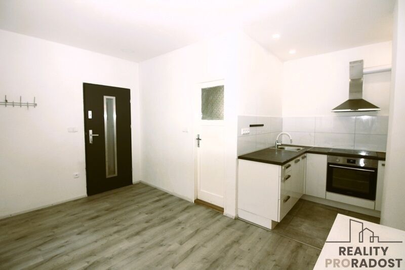 Prodej rodinný dům - Jaroměřice nad Rokytnou, 675 51