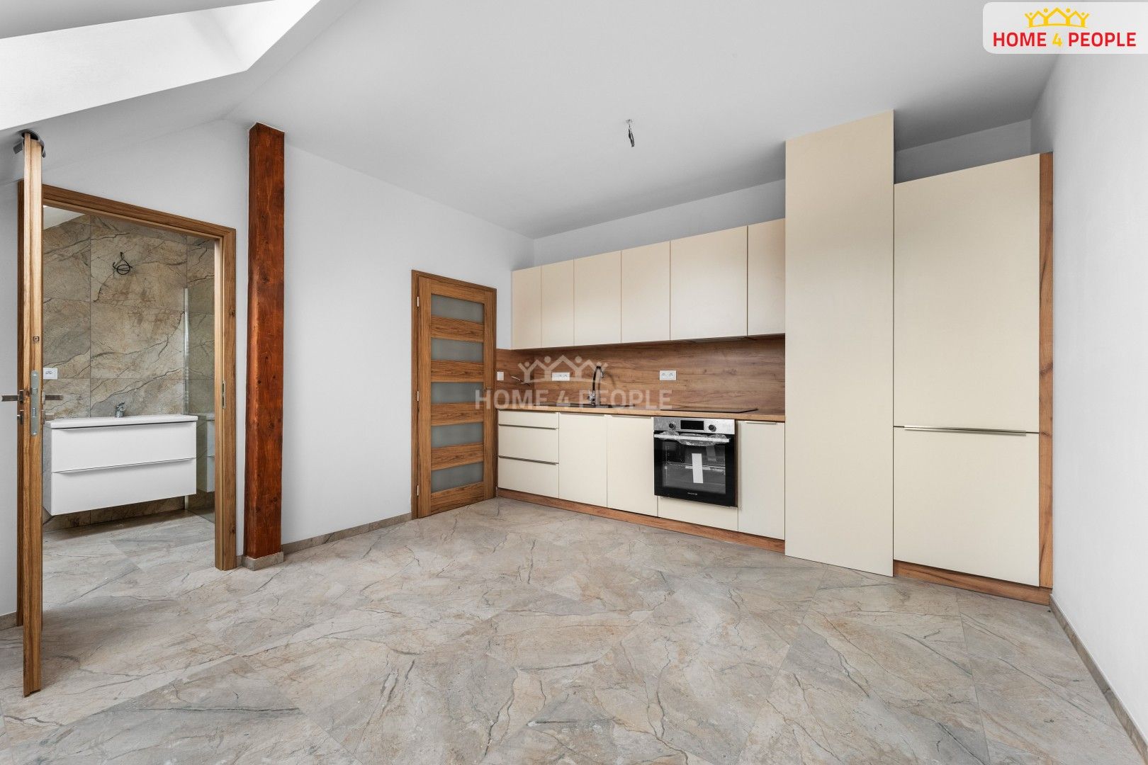 2+kk, Bylany, Chrášťany, 33 m²