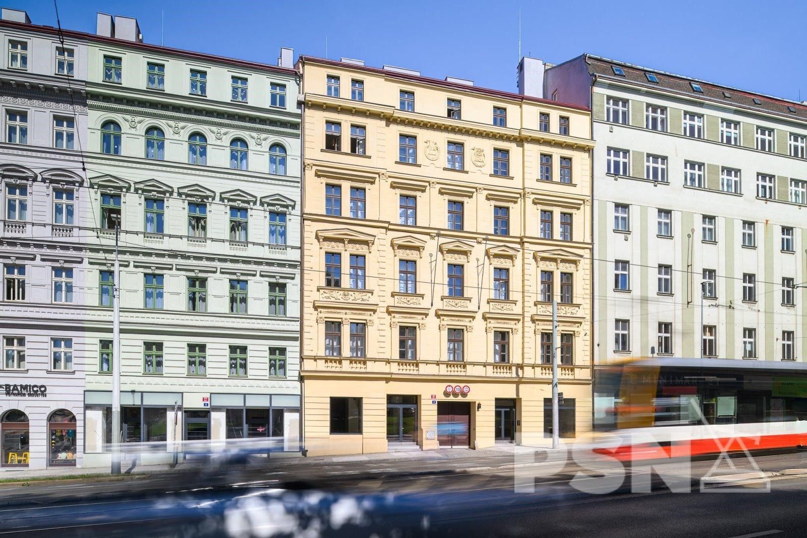 Restaurace, Seifertova, Praha, 78 m²