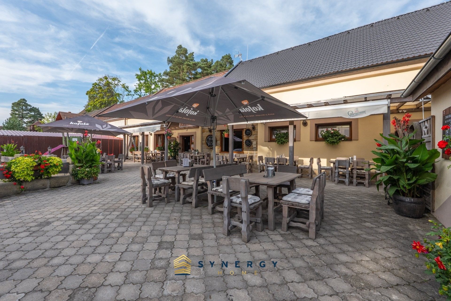 Restaurace, Ke Klůčku, Doksy, 300 m²
