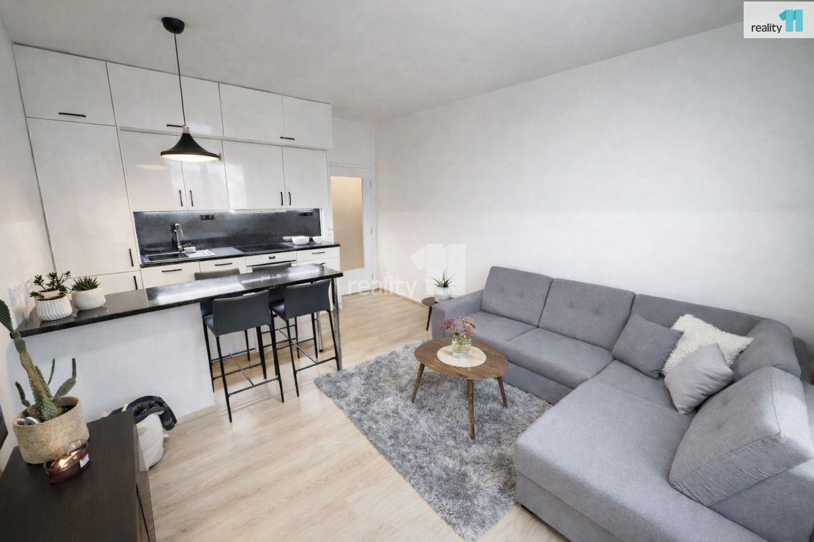 Prodej byt 2+kk - V závětří, Praha, 49 m²