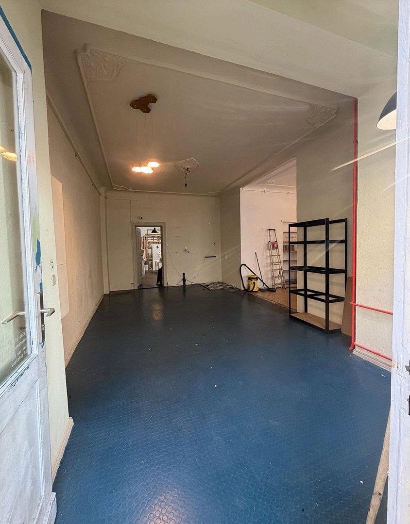 Obchodní prostory, 32 m²