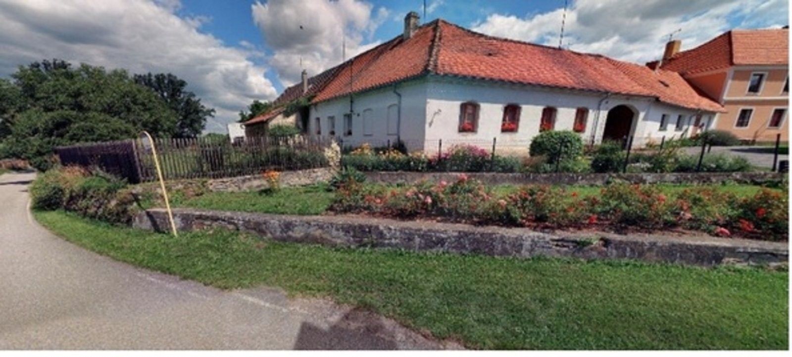 Rodinné domy, Dolní Chrášťany, Lhenice, 300 m²