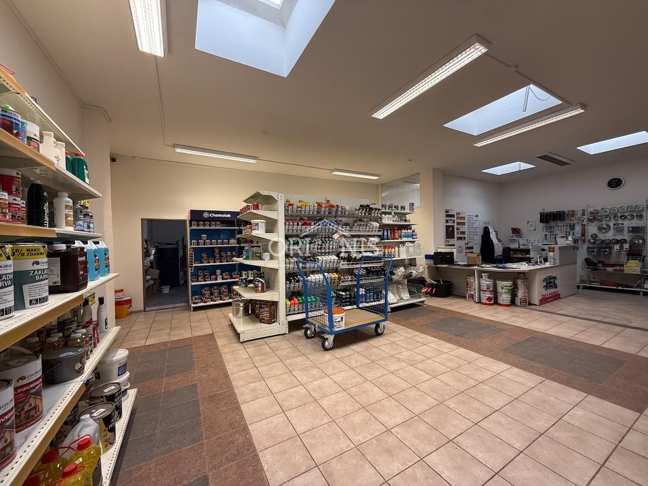 Obchodní prostory · 217 m² · Raisova, Chomutov - 3