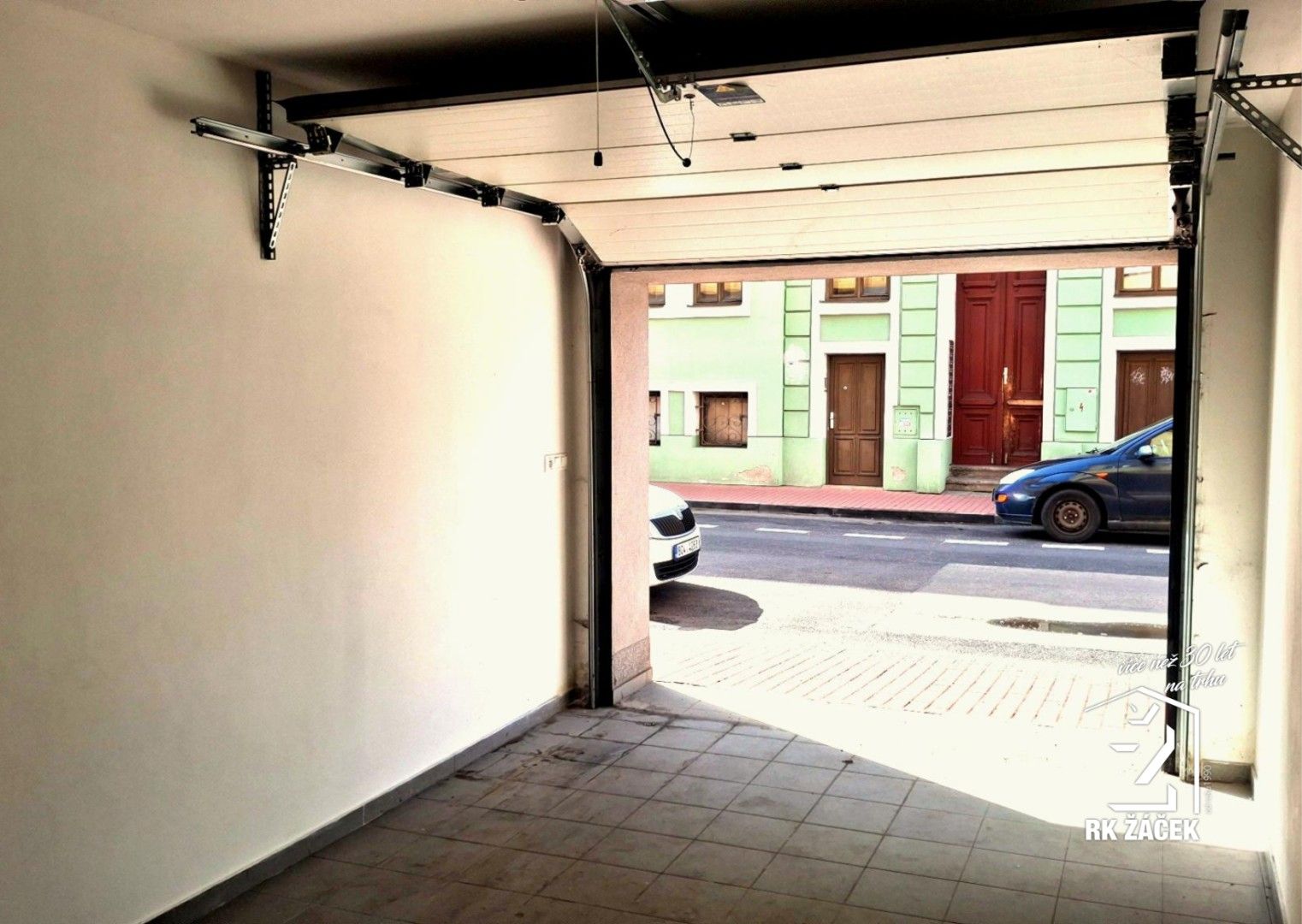 Prodej garáž - Nová 2788, České Budějovice 3, 17 m² - 5