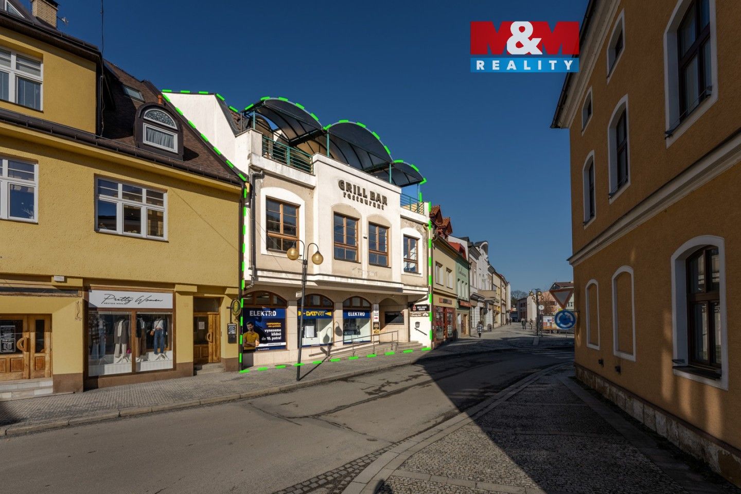 Obchodní prostory, Masarykovo náměstí, Rožnov pod Radhoštěm, 670 m²