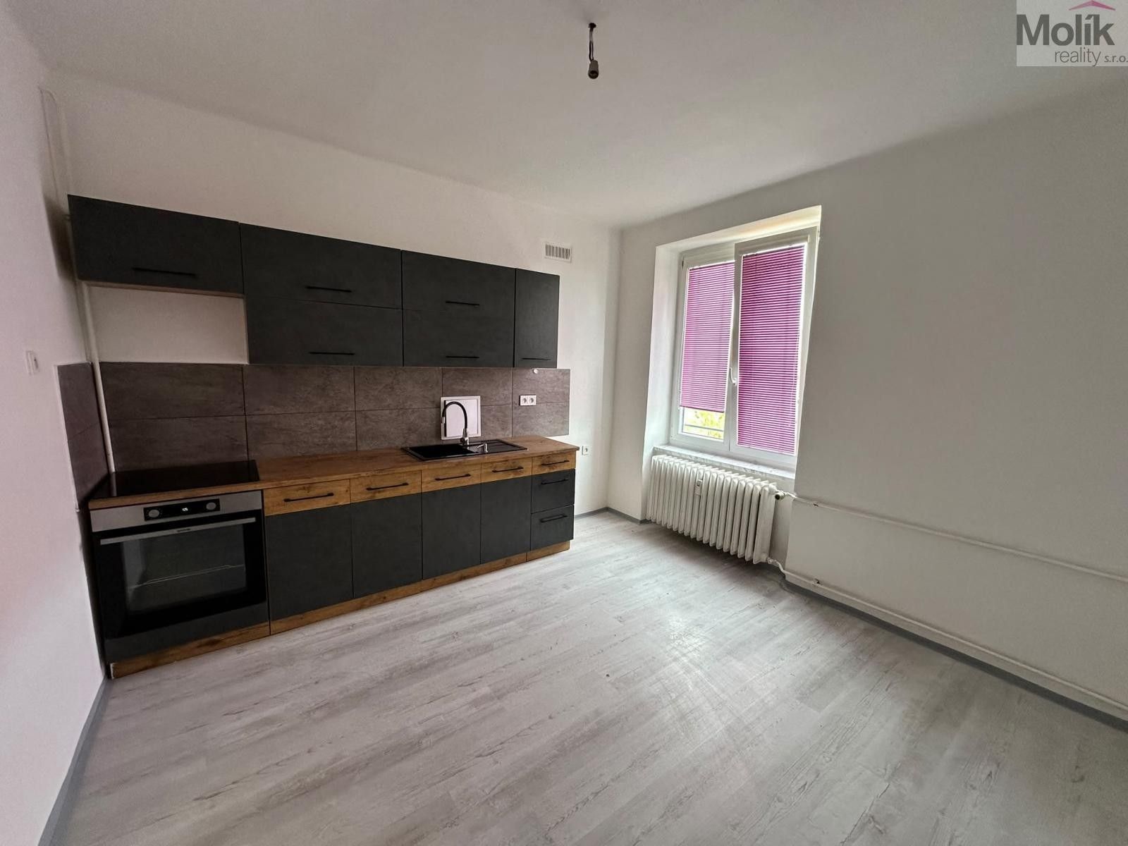 Byt 2+1 · 56 m² · tř. Budovatelů, Most - 3
