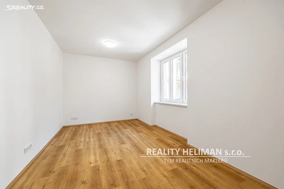Pronájem byt 1+kk - Praha - Nusle, okres Praha 4, Hlavní město Praha, 34 m² - 5