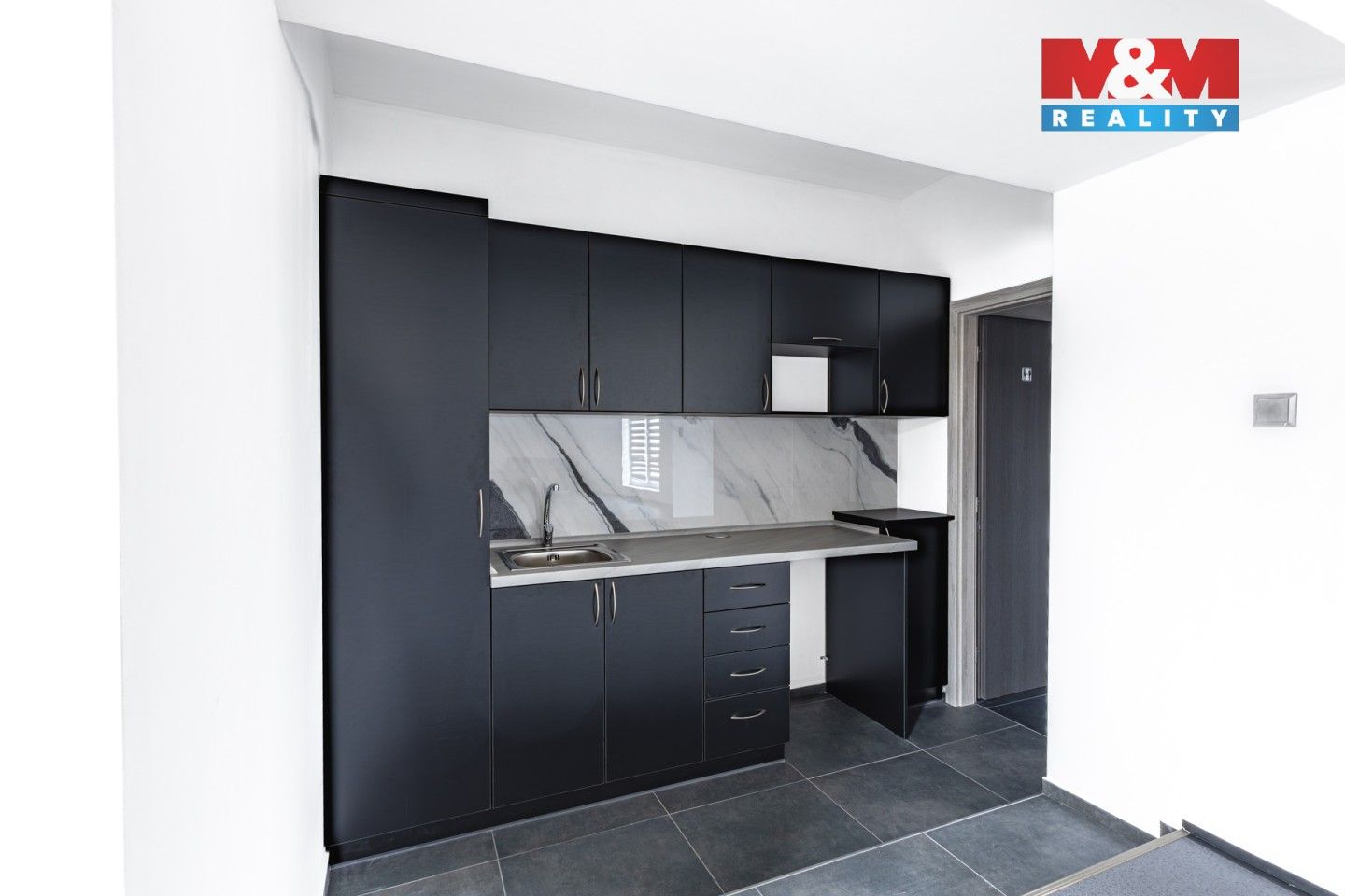 Obchodní prostory, Panešova, Mělník, 65 m² - 2