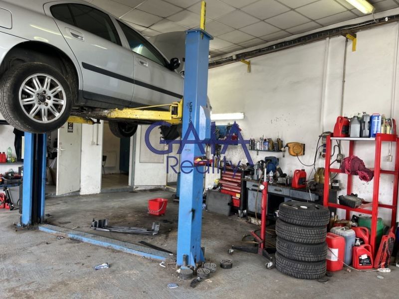 Prodej výrobní prostory - Strážovice, 450 m²