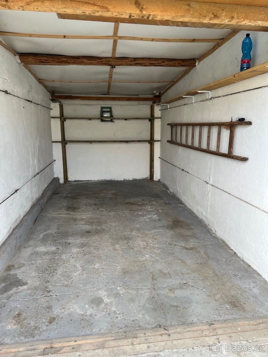 Garáže, Přerov, 750 02