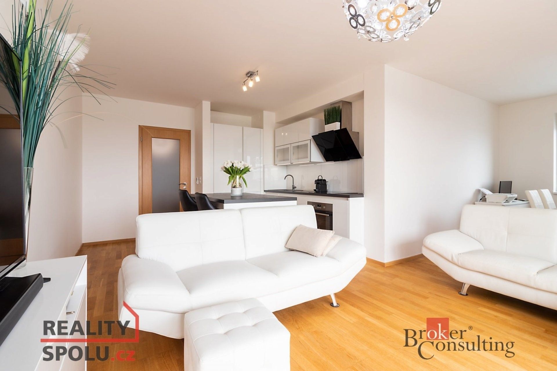 3+kk, Wiesenthalova, Praha, 76 m²