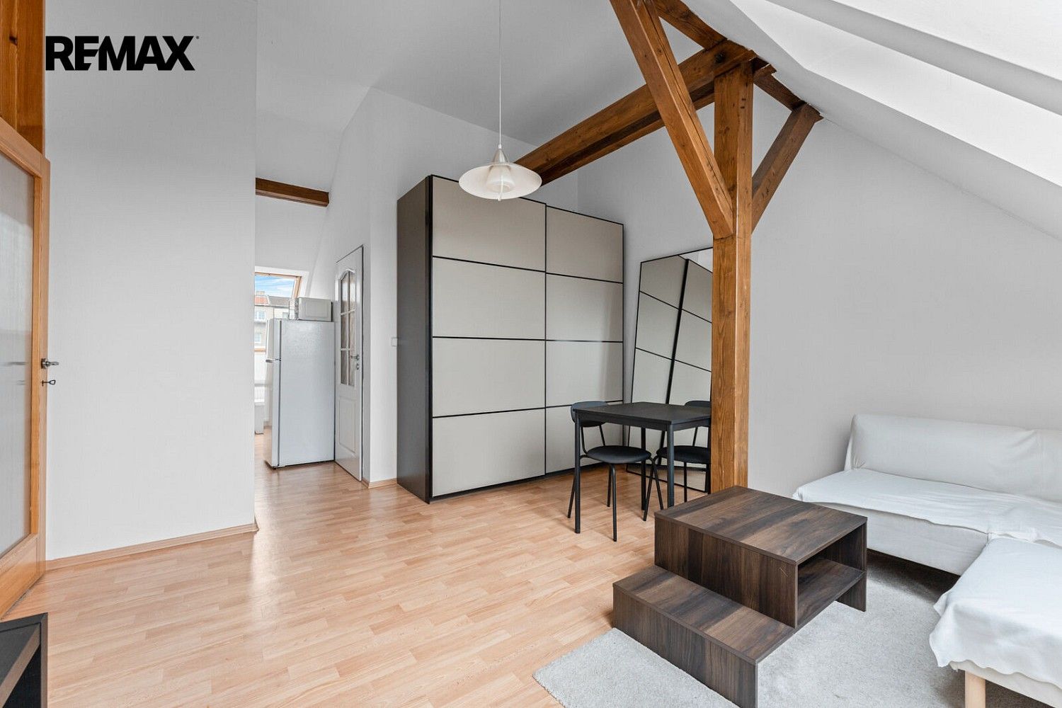 Prodej rodinný dům - Praha - Prosek, okres Praha 9, Hlavní město Praha, 240 m² - 2