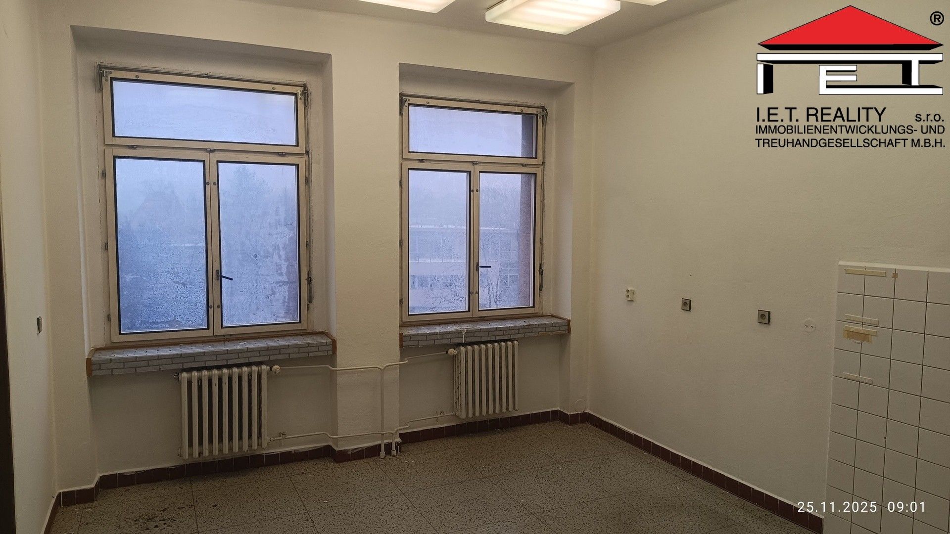 Pronájem komerční - Sokolská třída, Ostrava, 42 m²