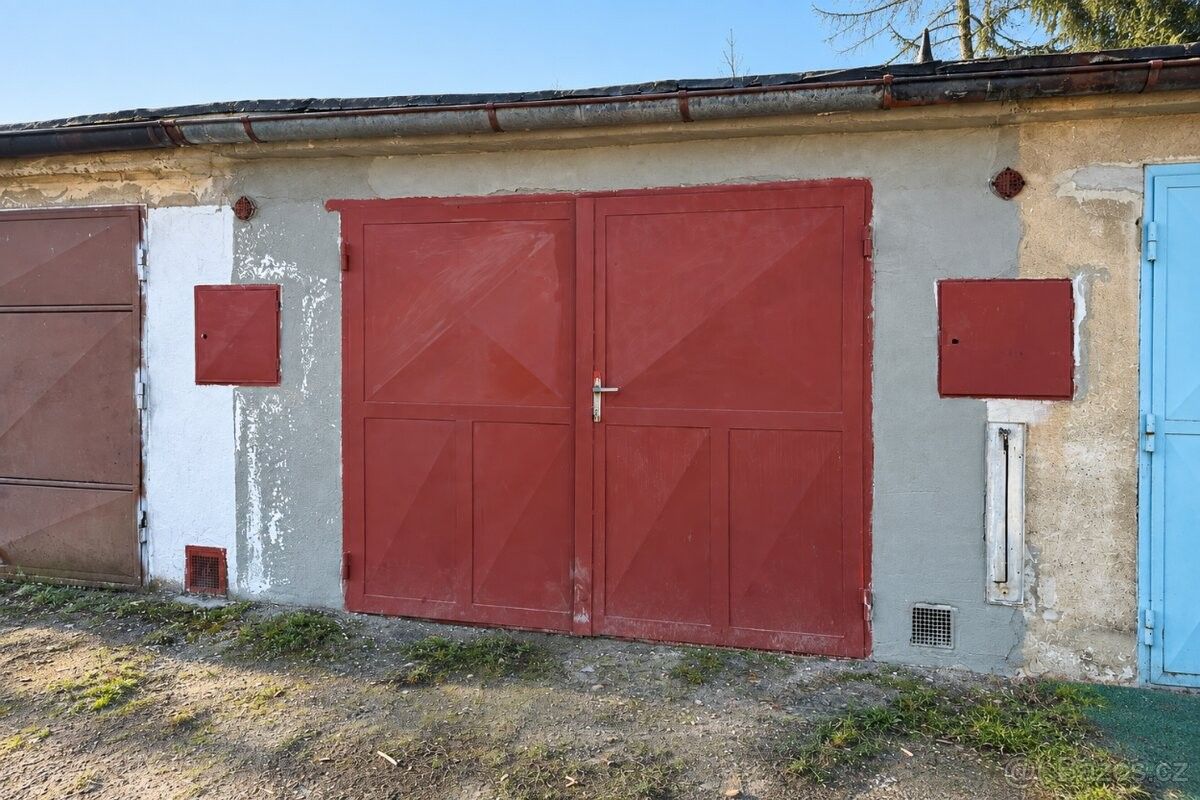 Garáže, Horní Počaply, 277 03 - 1