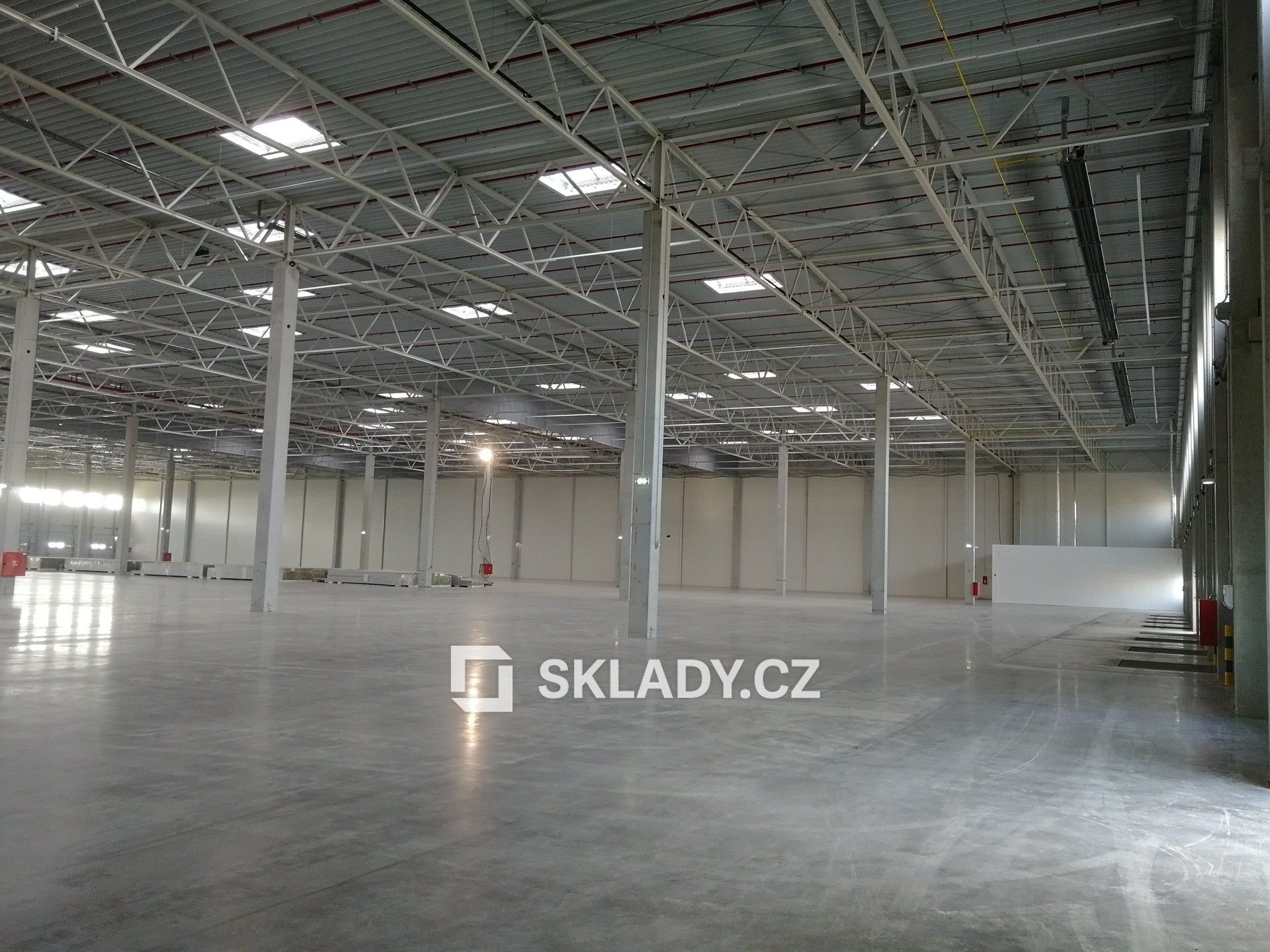 Sklad · 11 000 m² · Linhartice - 3