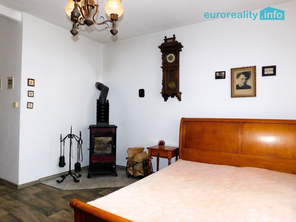 Pronájem rodinný dům - Pod Špičákem, Česká Lípa, 75 m²